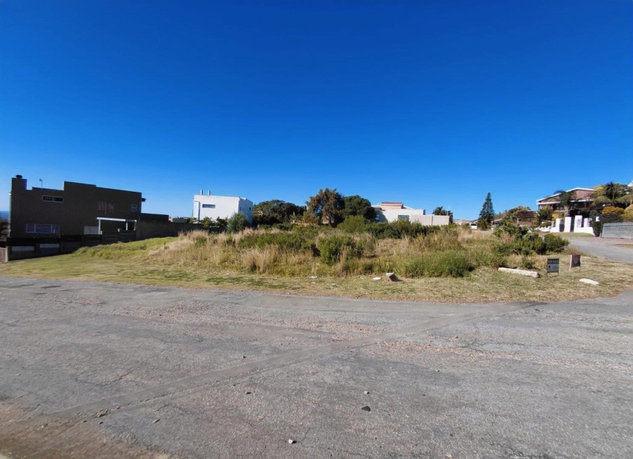0 Bedroom Property for Sale in Wavecrest Eastern Cape